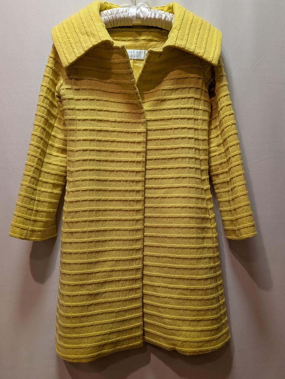 Yellow Women's Textured Collar Coat - 3/4 Sleeve